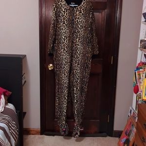 Nick & Nora Cheetah leopard onesie xl
